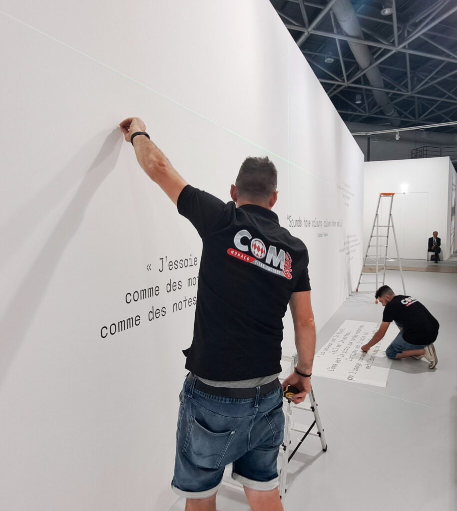 Yannick Carbonello pose au forum Grimaldi monaco
